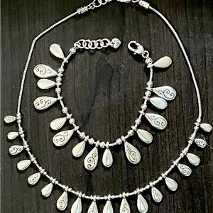 Gorgeous Brighton Necklace with matching bracelet, Lightly used.